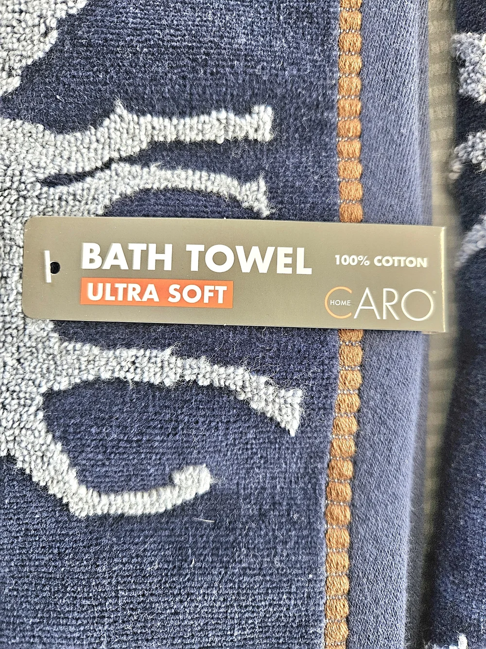 NWT CARO Reversible Horse Print Bath Towel Set – 2 Bath Towels & 2 Hand Towels